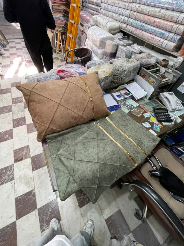 روبالشتی شکلاتی دورو 2عددی مخمل پورشه کالیفرنیا دو نوار دار