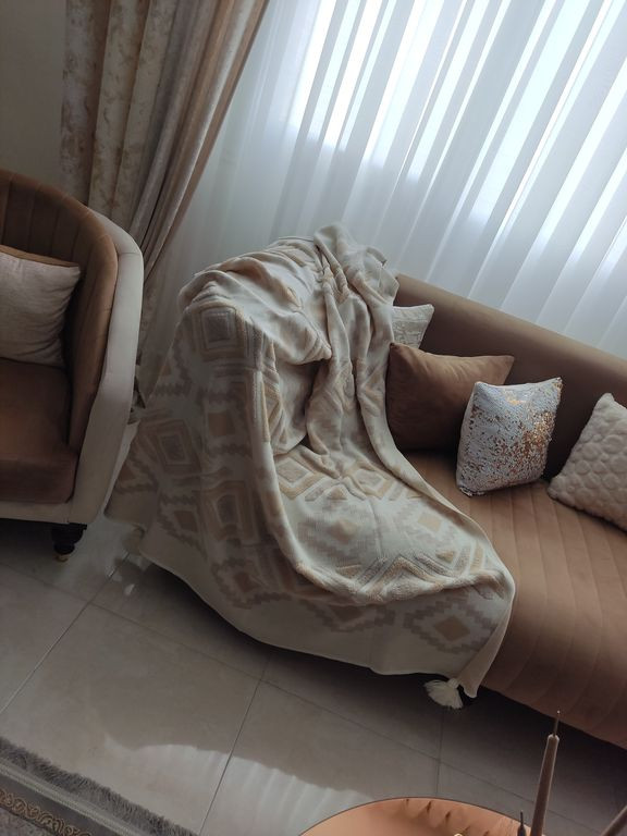 شال مبل سه نفره نخ اکریلیک ترک طرح پانچ