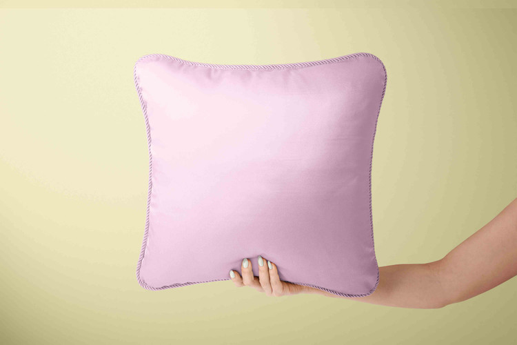 کوسن ساده مخمل کالیفرنیا رنگ صورتی زیب مخفی