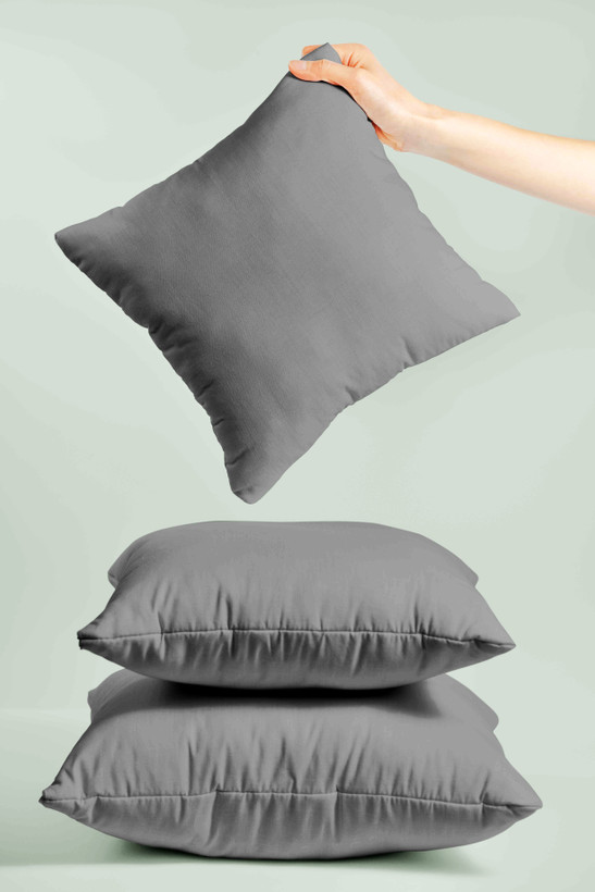 کوسن ساده مخمل کالیفرنیا رنگ طوسی روشن زیب مخفی
